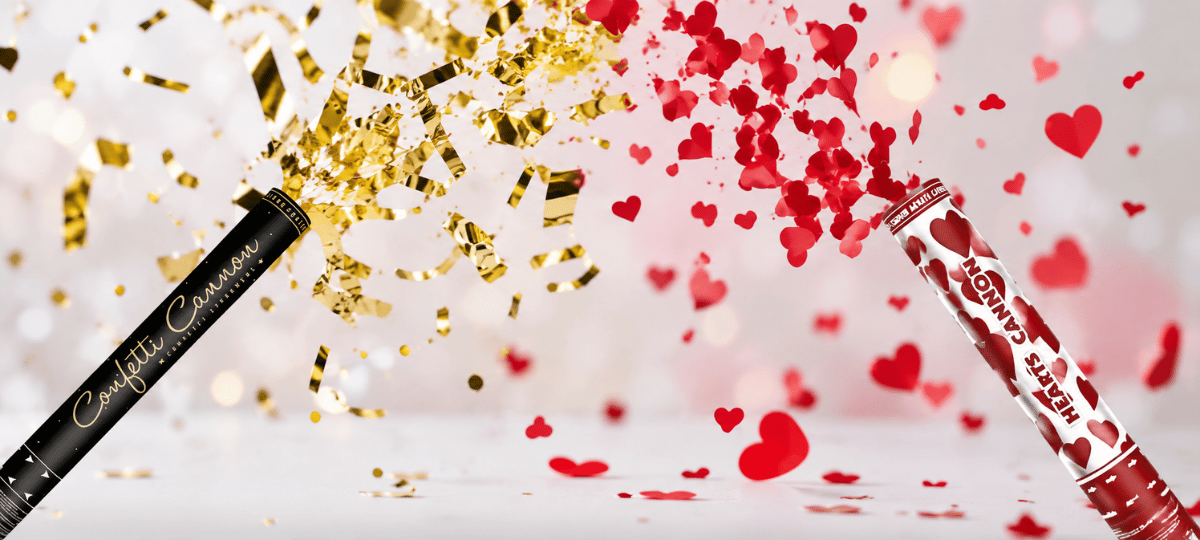 Zwei Konfettikanonen mit goldenen Metallic-Streifen und roten Herzkonfetti sorgen für einen festlichen Effekt – ideal für Geburtstage, Hochzeiten, Gender Reveal und Partys.